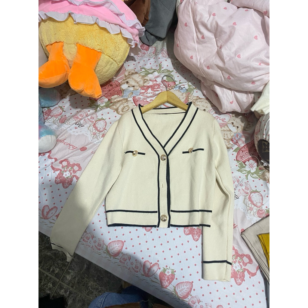 preloved cardigan wanita white