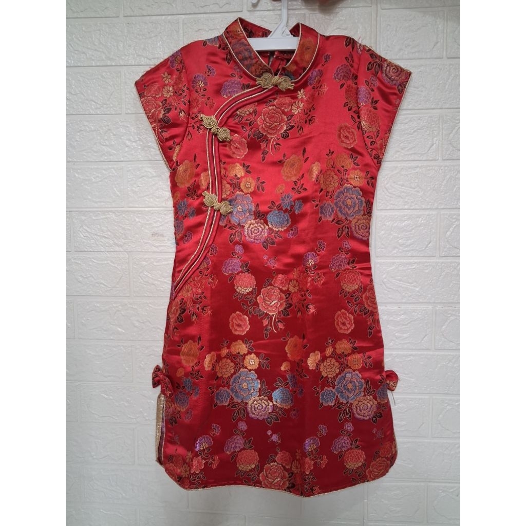 Preloved baju imlek anak perempuan