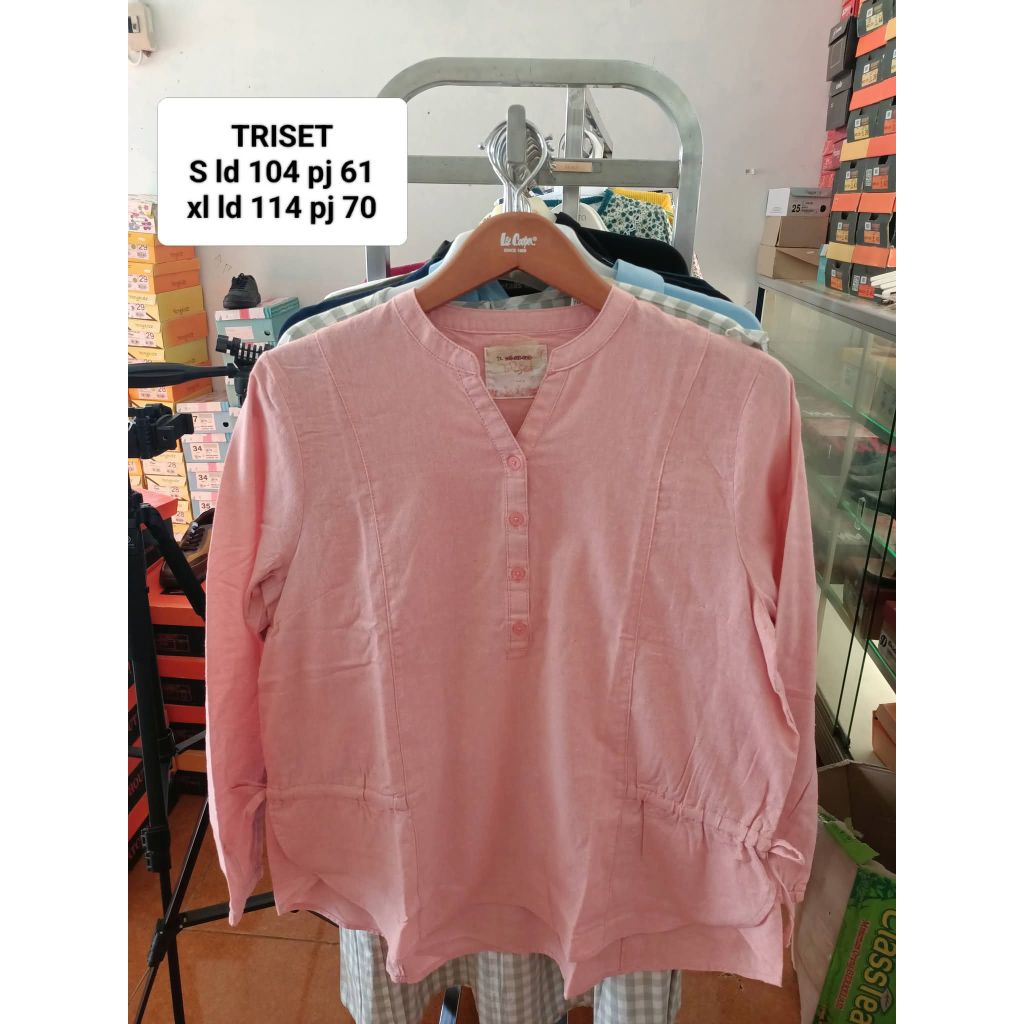 Triset Atasan Wanita