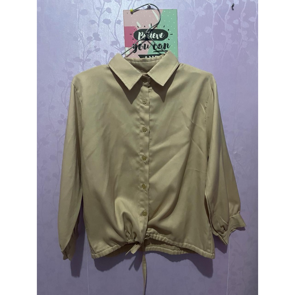 preloved kemeja ivory