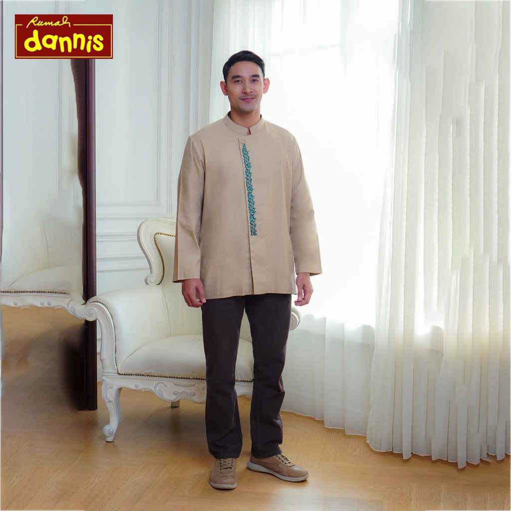 Koko Dewasa Dannis Sarimbit D’ Kaeya