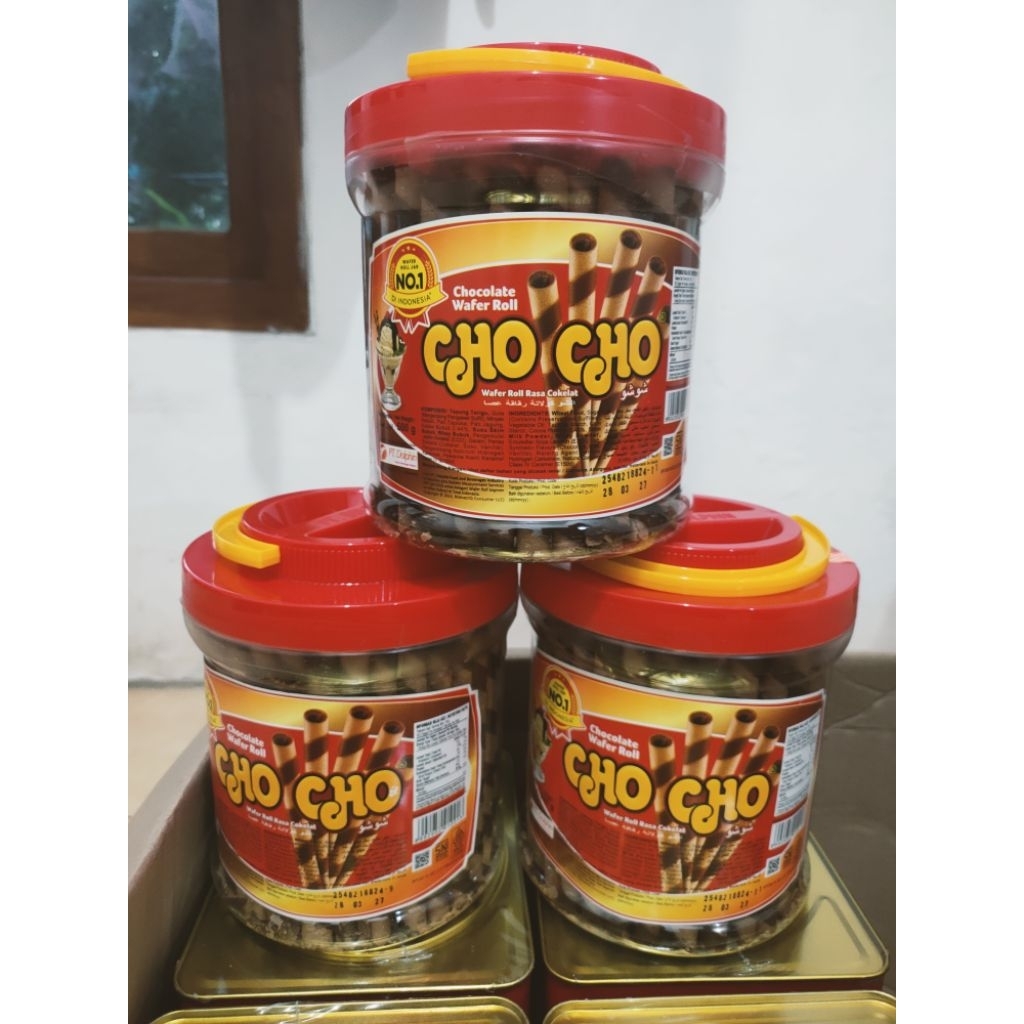 Cho Cho / chocolate wafer roll
