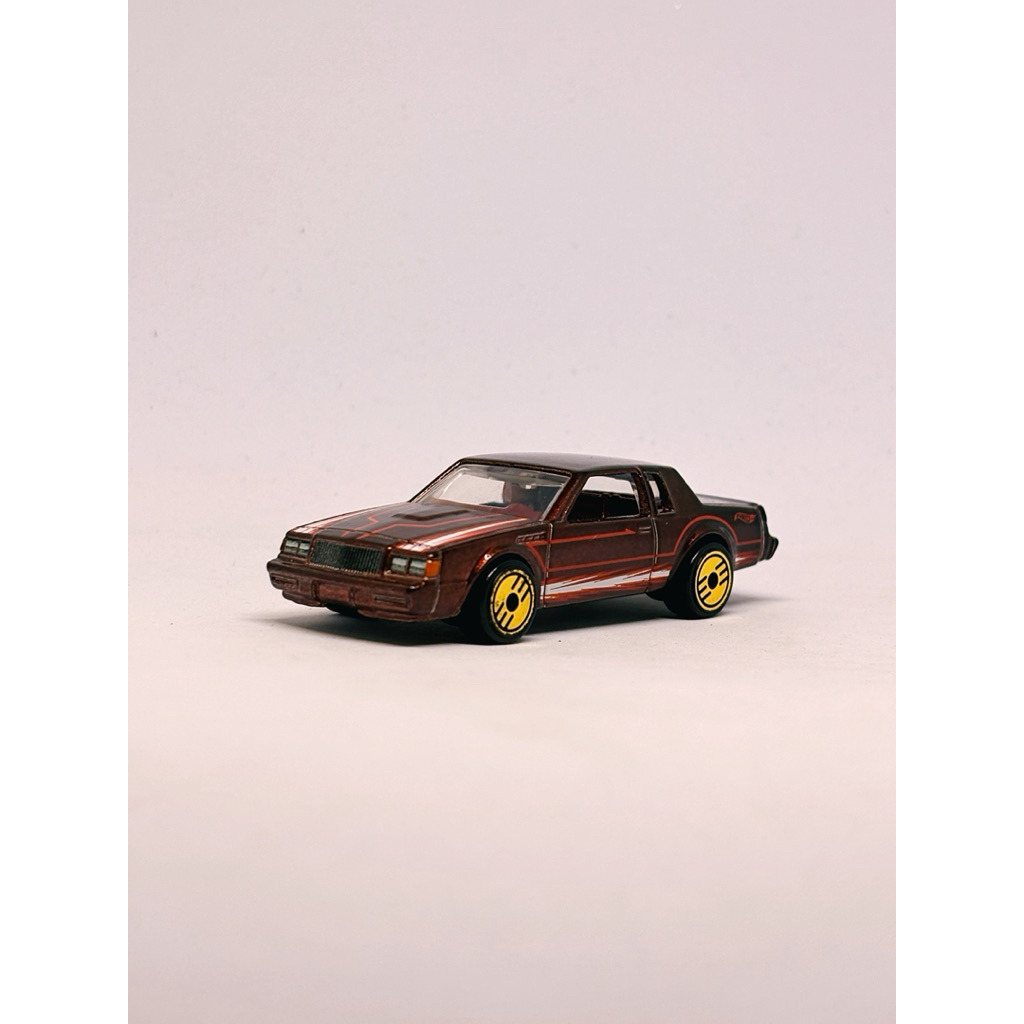 Hot Wheels Ultra Hots Buick Regal GNX