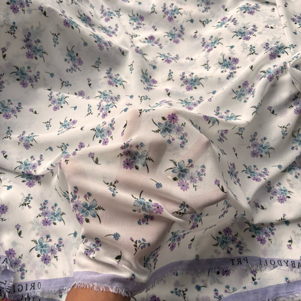 Kain Sifon Ceruty Motif Bunga Kecil Ungu - mnd