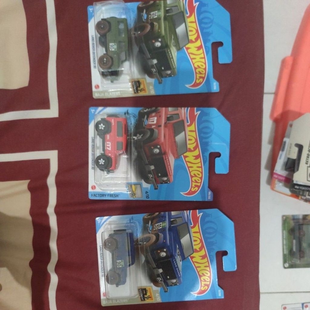 hot wheels land rover defender 90