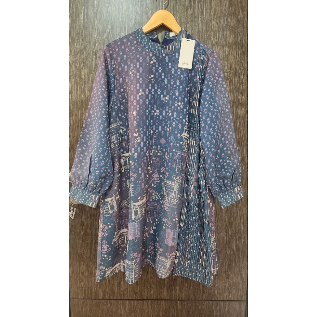 Geulis Duvien Tunic
