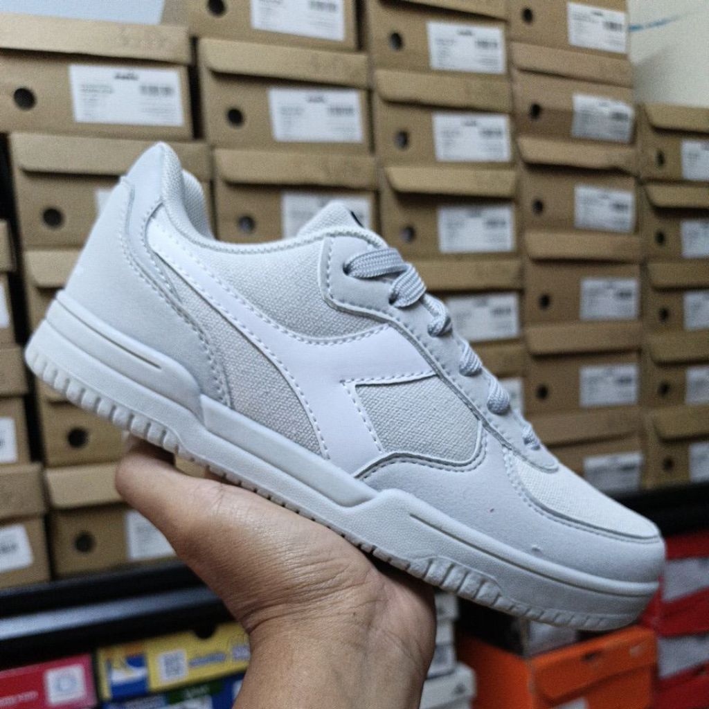 Sepatu Sneaker's DIADORA RAPTOR Glacier Grey Original Resmi Sport Station