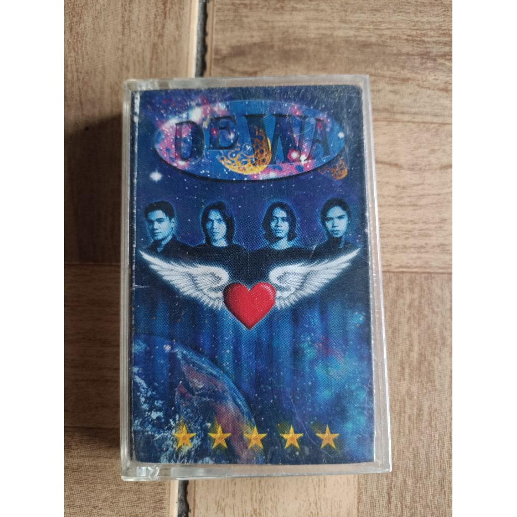 kaset pita DEWA 19 "bintang lima"