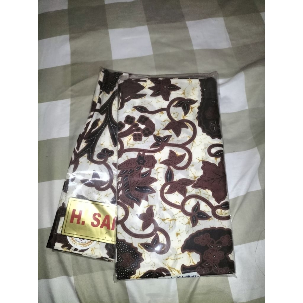 Kain Batik Wahyu Gading Unggul Jaya Primisima Gading Mas