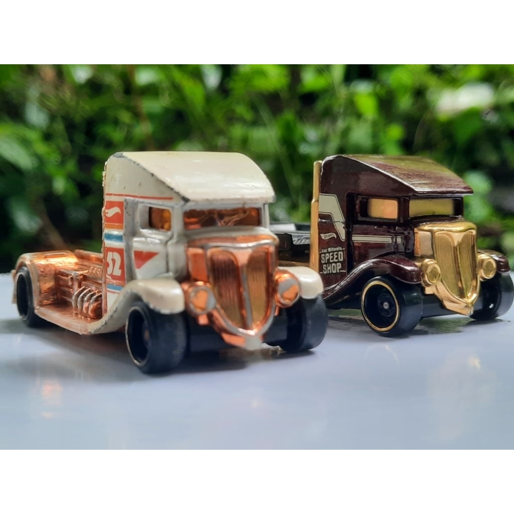 Hotwheels Fast Bed Hauler