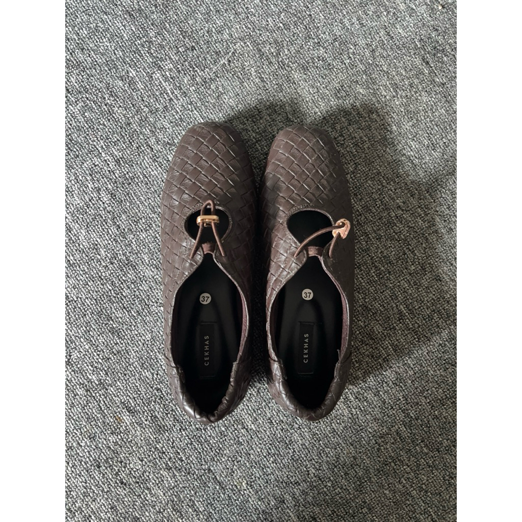 preloved sandal cekhas (new)