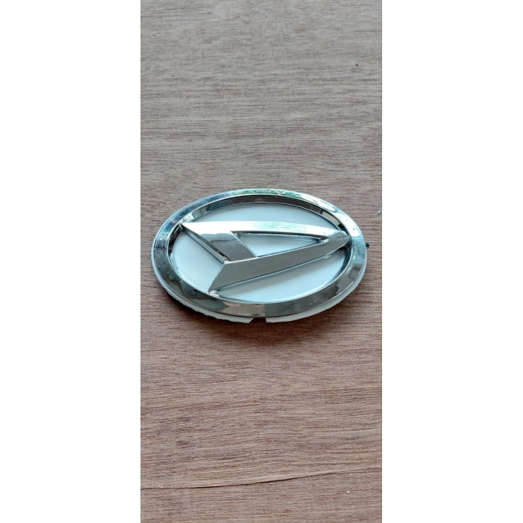 logo cover ban daihatsu ring 13cm