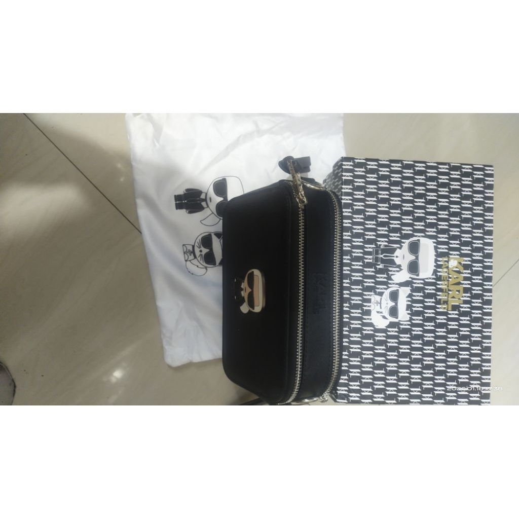 new tas Karl camera bag