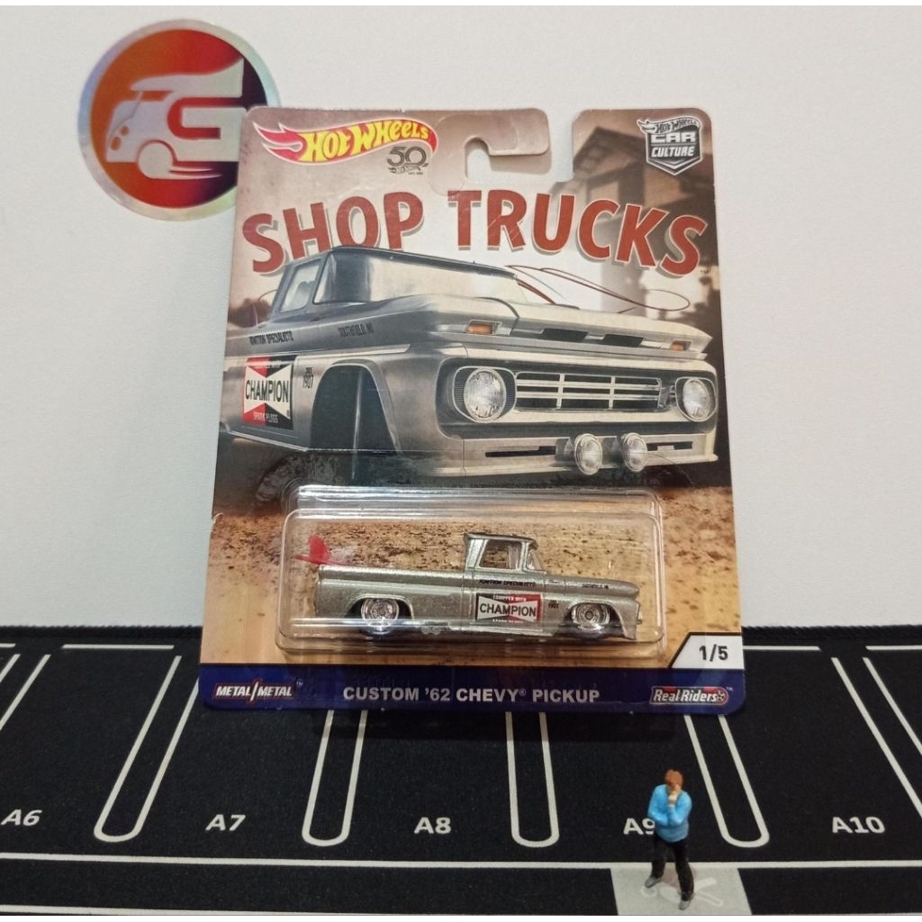 Hot Wheels Premium Custom 62 Chevy Pickup Shop Truck Series - Hotwheels