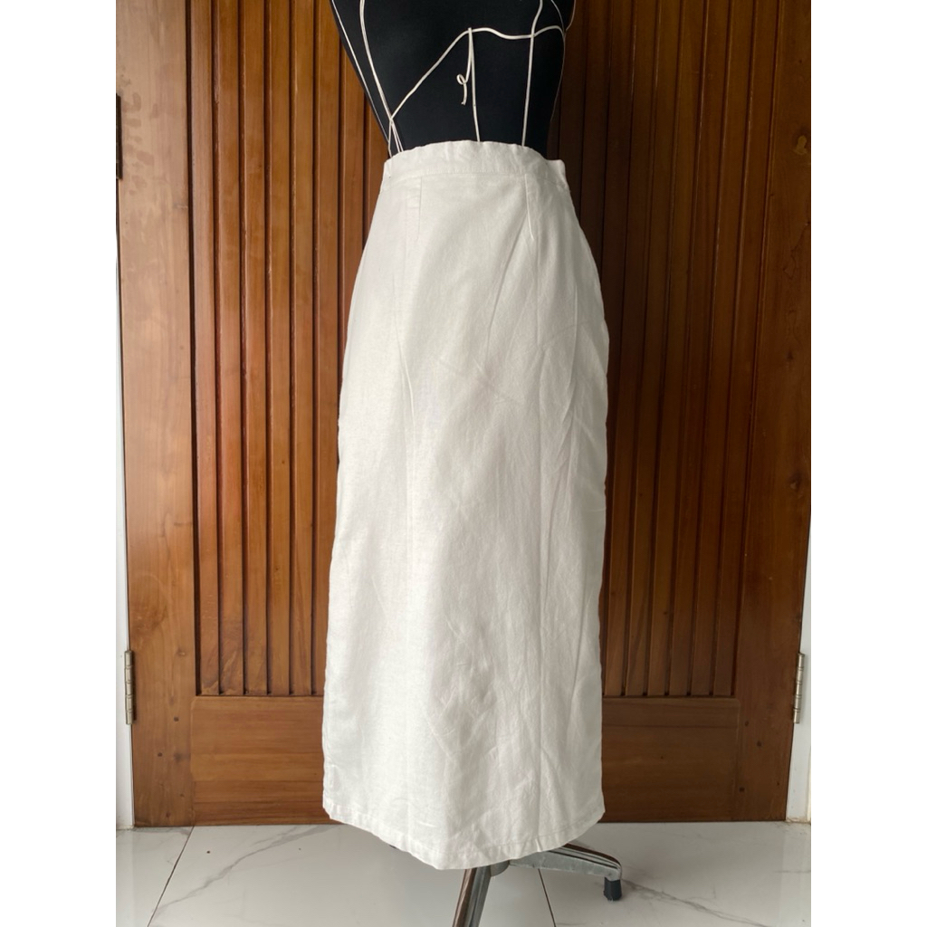 [PRELOVED] Rok Span Linen - SWIFTER.id