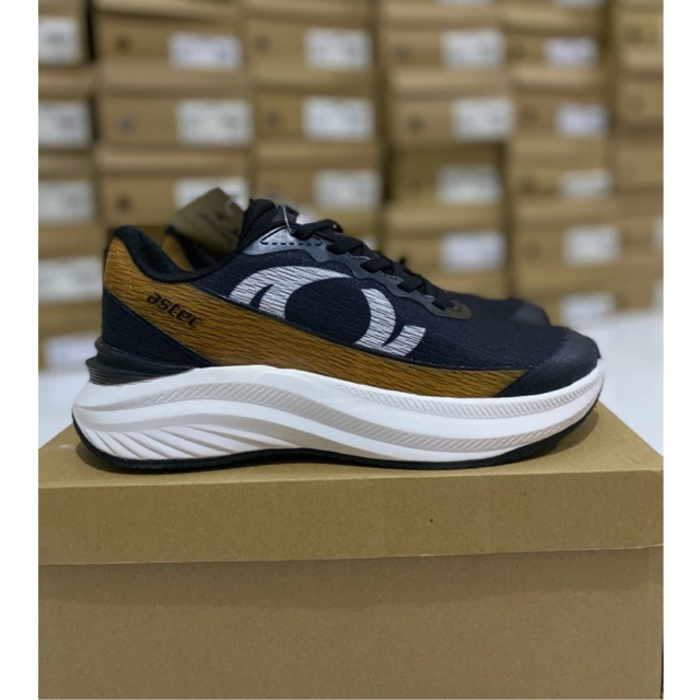 ASTEC Leo Running Men’s Shoes-Black-Sepatu lari Pria Astec