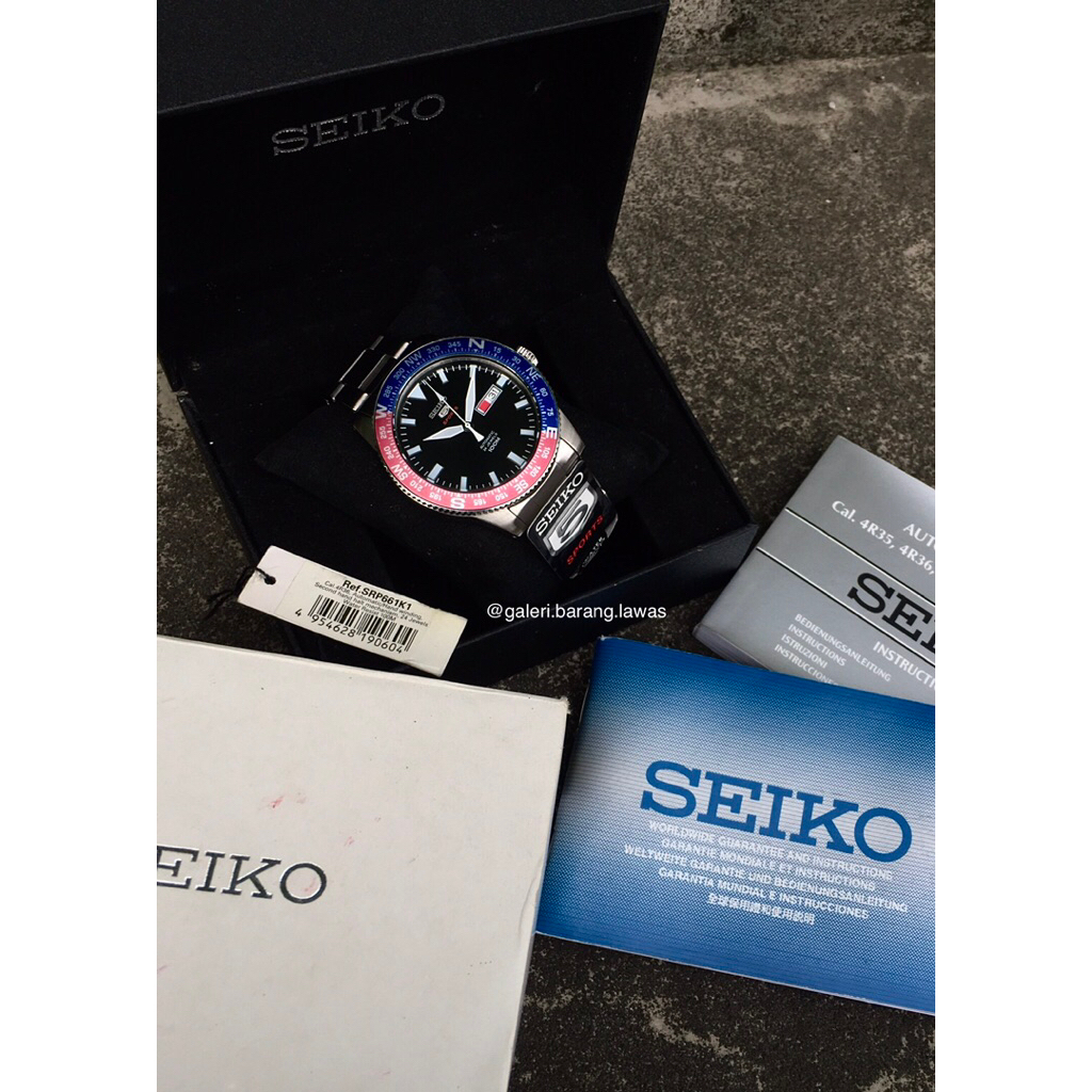 Seiko 5 Sport Automatic SRP661K1 Pepsi Compas Bezel Black Dial Stainless Steel Barclete Calibre 4R36
