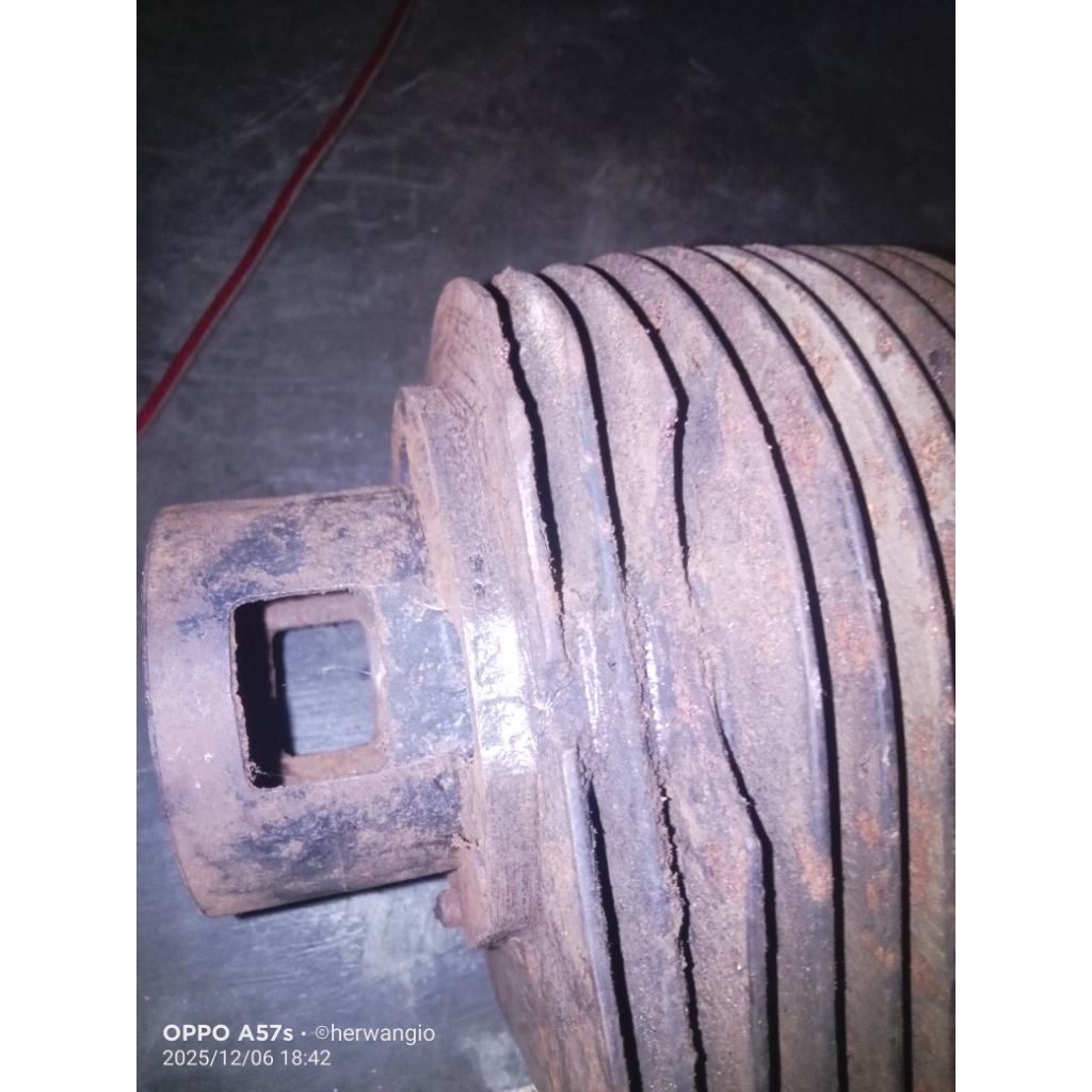 copotan boring vespa