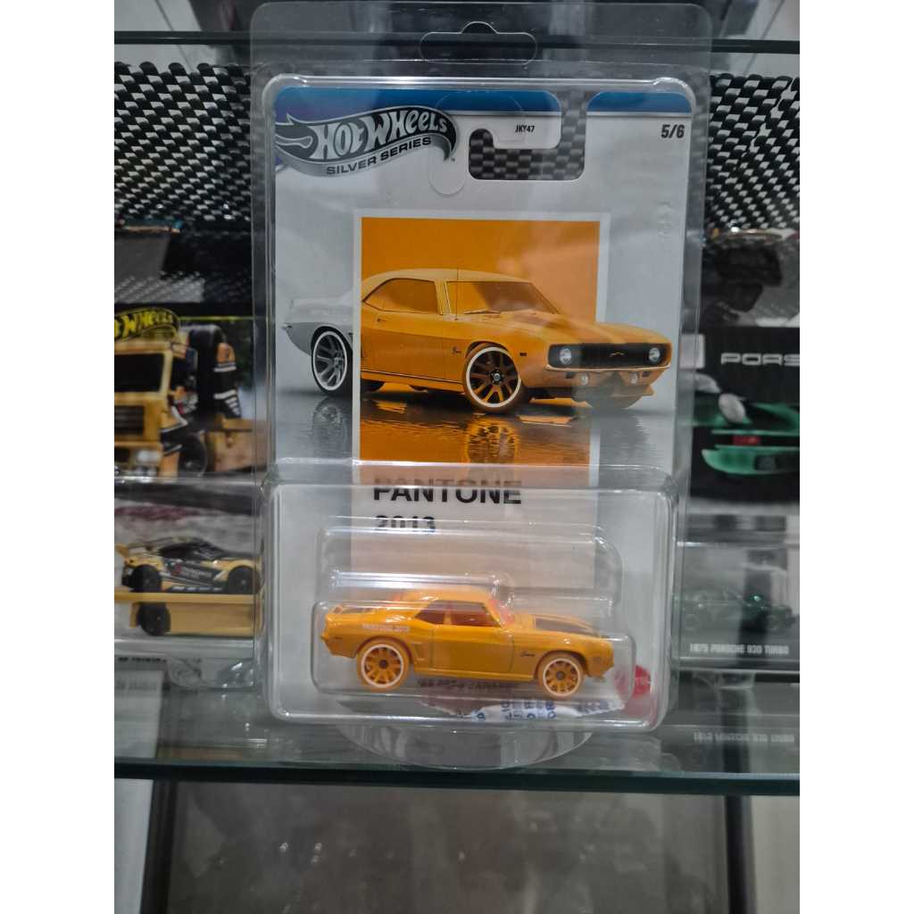 Hot Wheels Silver Series Pantone 69 Copo Camaro - Mainan Mobil BalapHot Wheels Silver Series Pantone