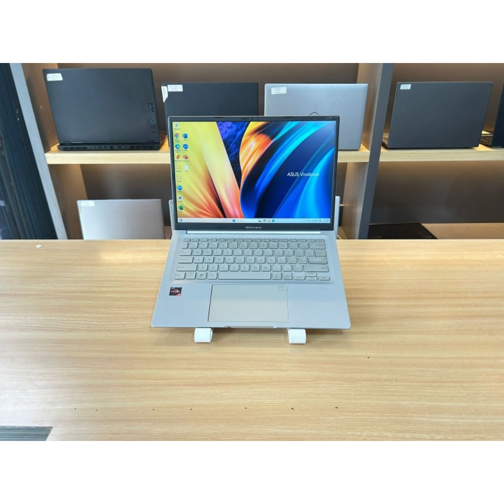 LAPTOP ASUS VIVOBOOK M1403QA Ryzen 5 5600H SERIES 8GB