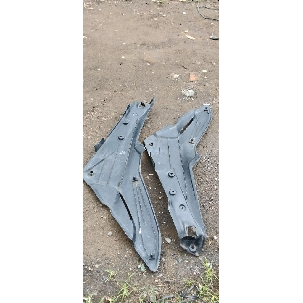 cover box bawah tangki cbr150old