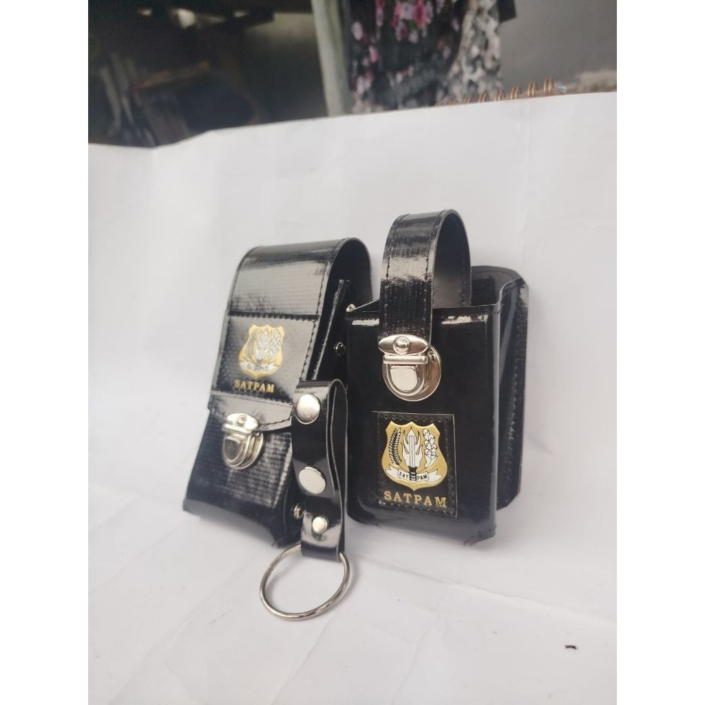 PAKET ATRIBUT SATPAM LOGO KUNING : SARUNG HANPHONE, SARUNG HT, DAN RING TONGKAT BESI