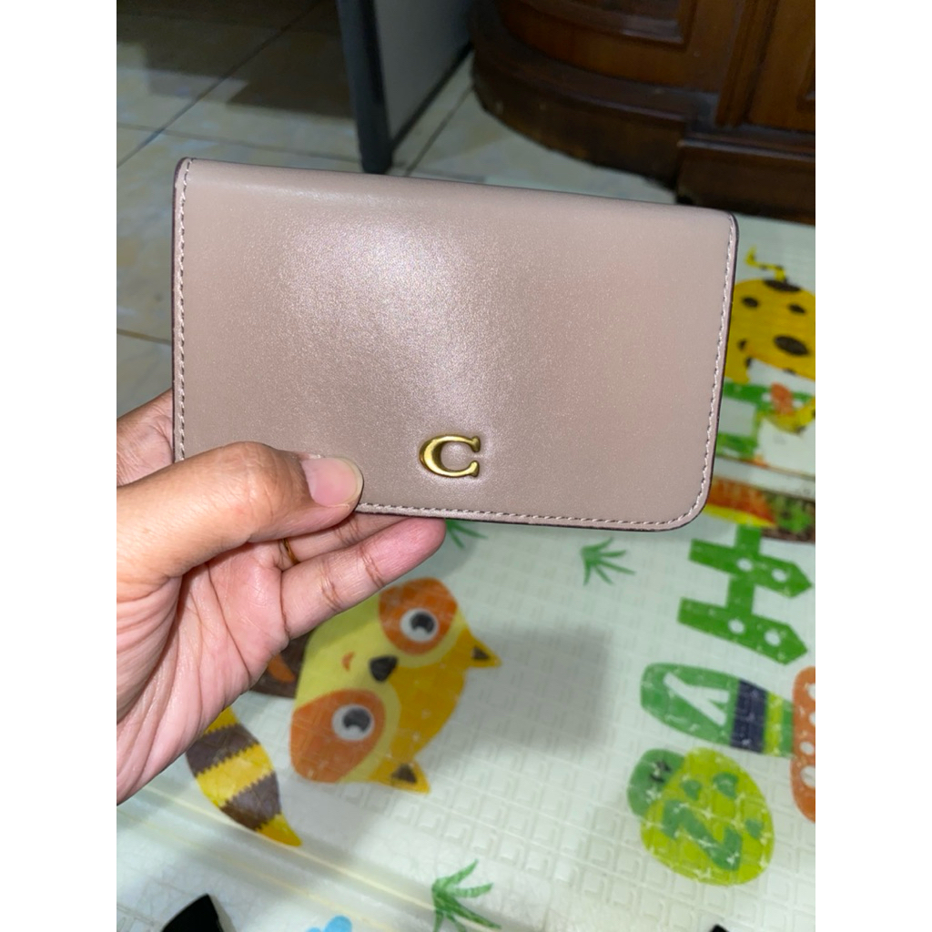 dompet tipis wanita khaki