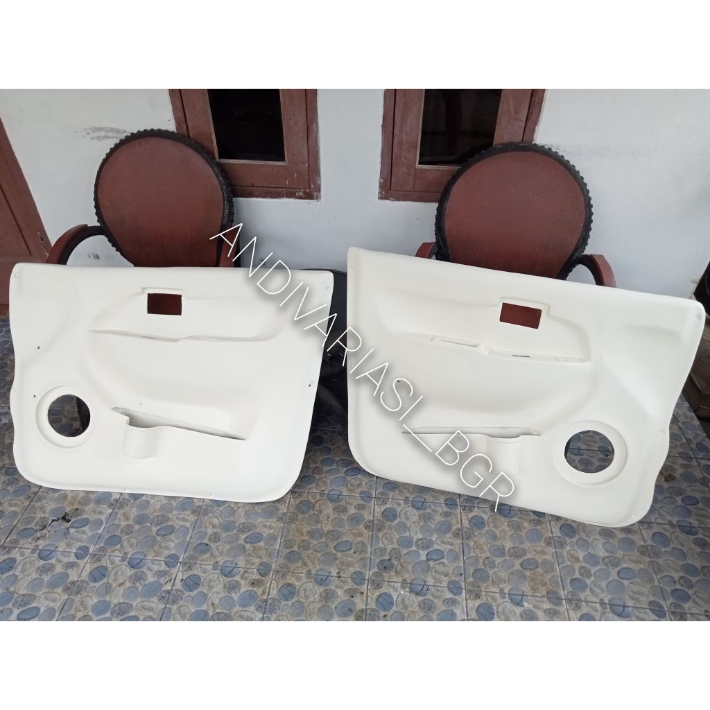 Doortrim backleding Kijang Kapsul atau kapsul Pickup pintu depan