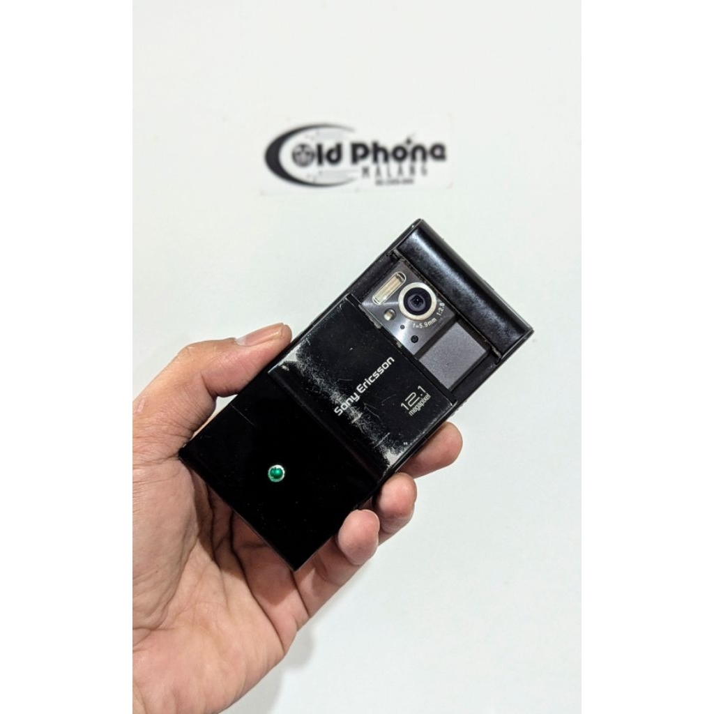 hp jadul sony ericsson u1i satio normal siap pakai