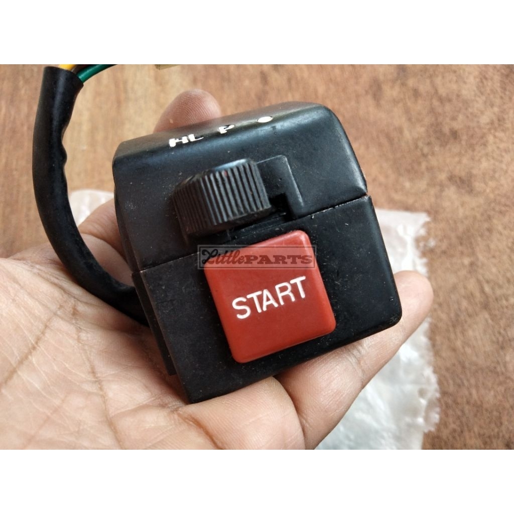 Saklar switch holder kanan honda astrea grand impressa legenda KGD