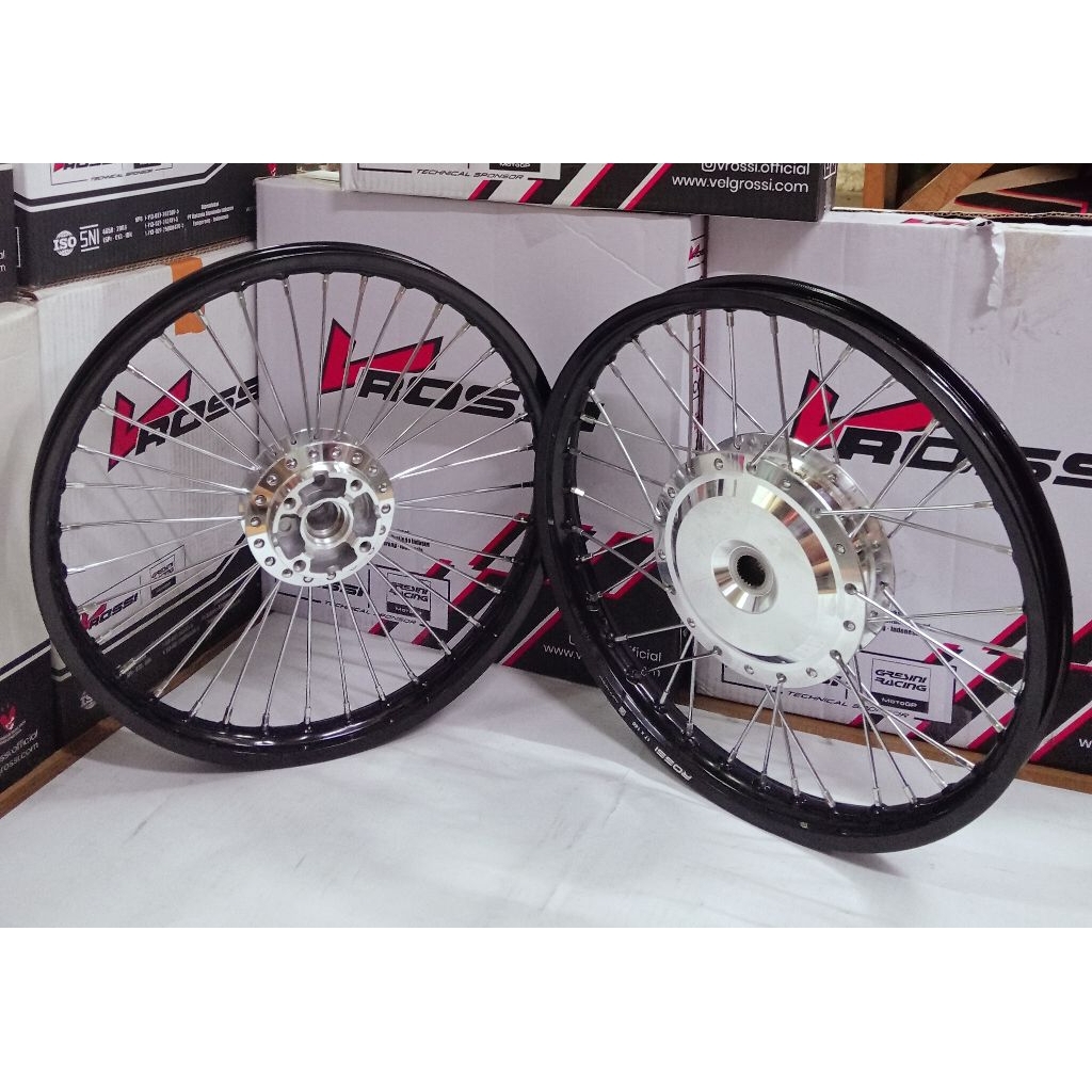 VELG/PELAK SET JARI JARI V ROSSI RING 17 UKURAN 140/140 PNP VARIO 125/150 BEAT FI SCOOPY FI BEAT ESP