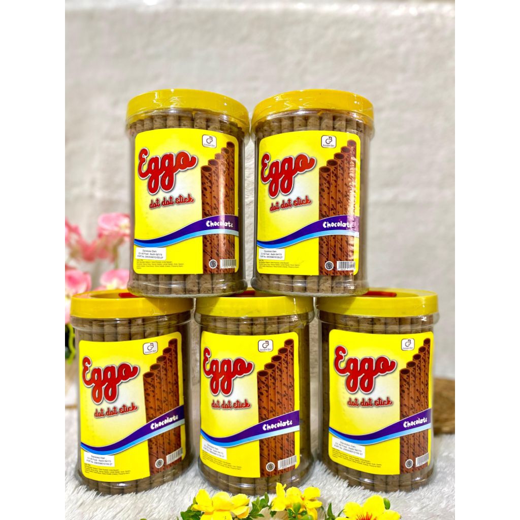 Wafer Eggo Dot Stick Coklat Pandan Strawberry Original