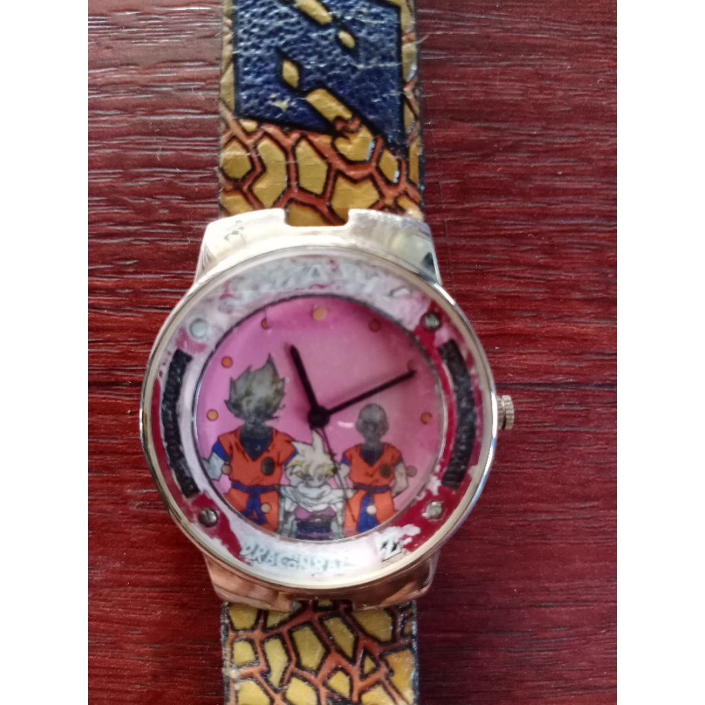 Jam Tangan Vintage Dragon Ball