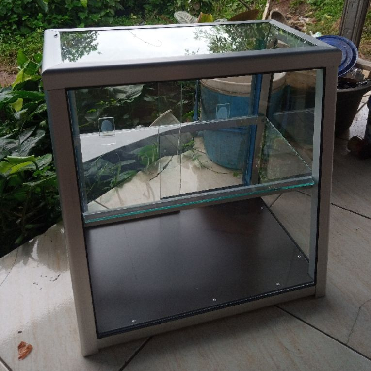 Etalase bakso, mie ayam, soto atau makanan lain praktis higienis dan kokoh