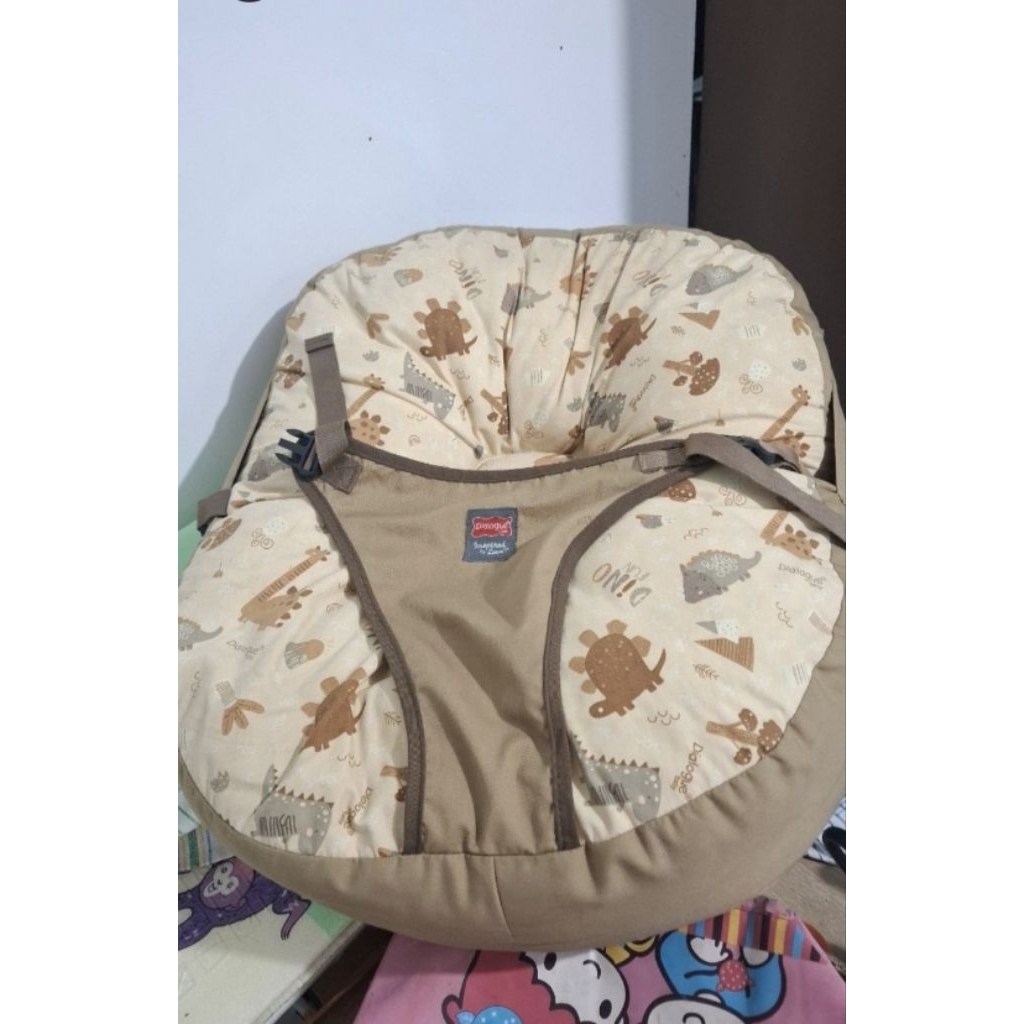 sofa kasur bayi dialogue