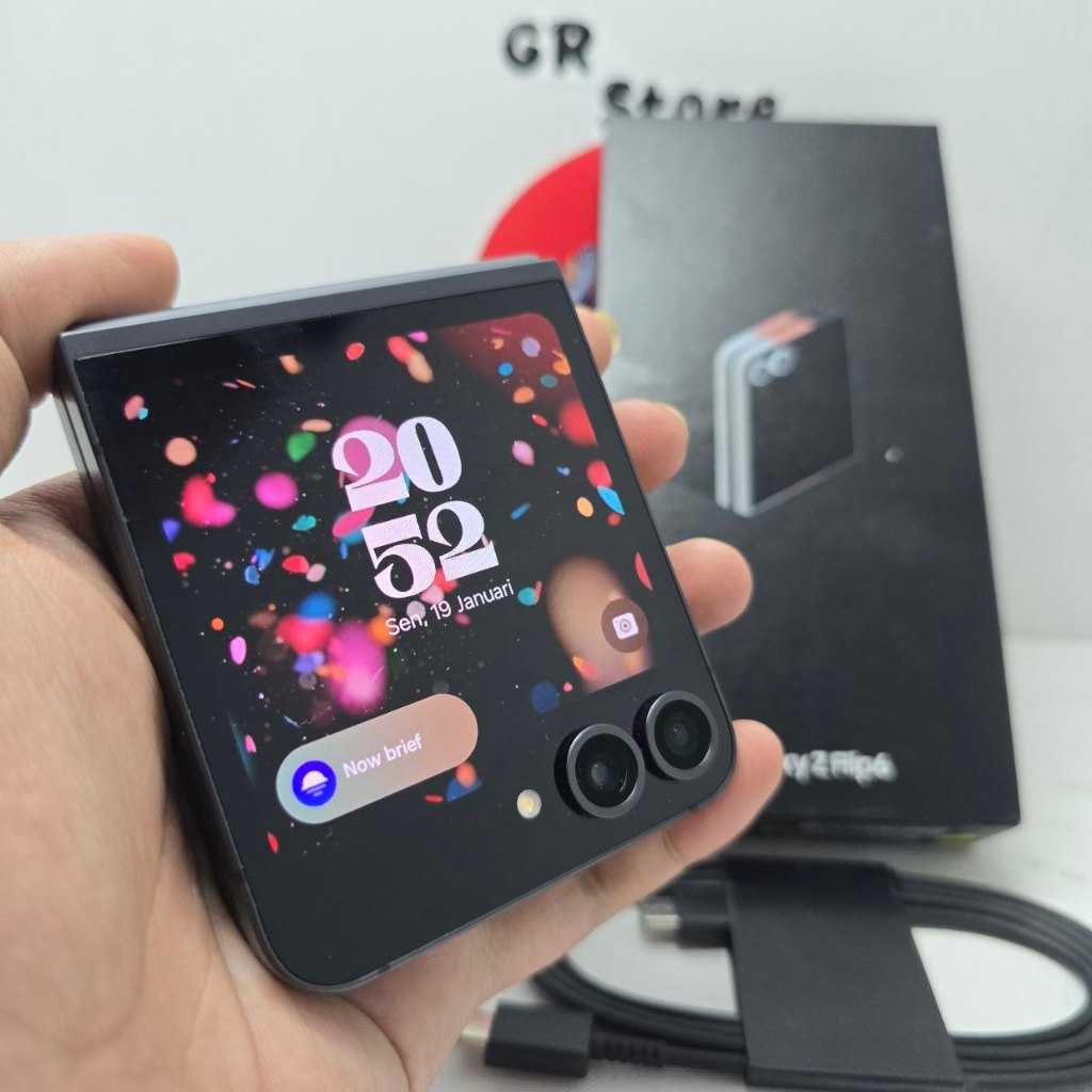 Samsung Galaxy Z Flip 6 Exclusive Black Crafted 12/256 Fullset