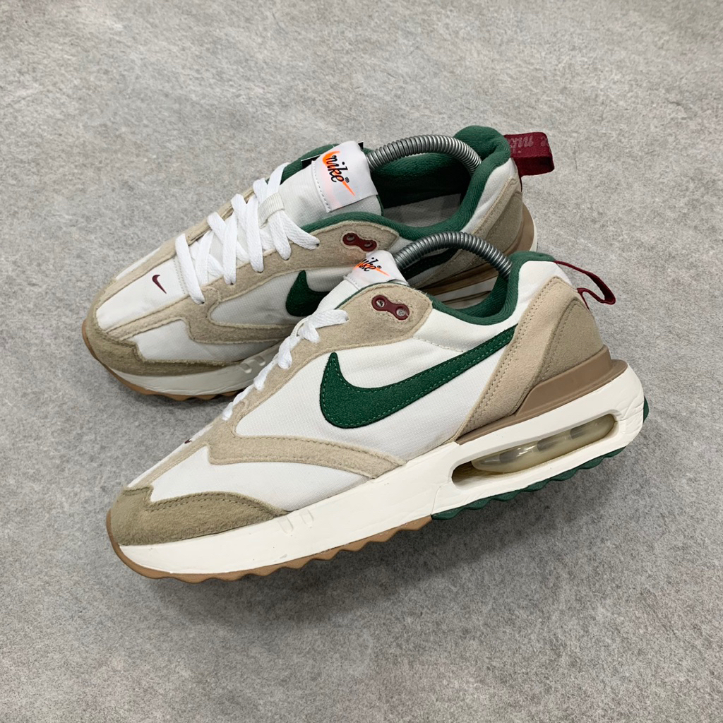 Nike Air Max Dawn 'Khaki Gorge Green'