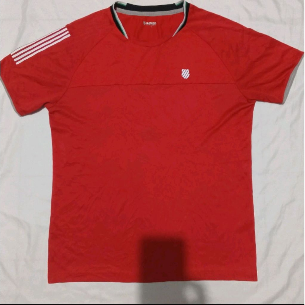 kaos k-swiss merah