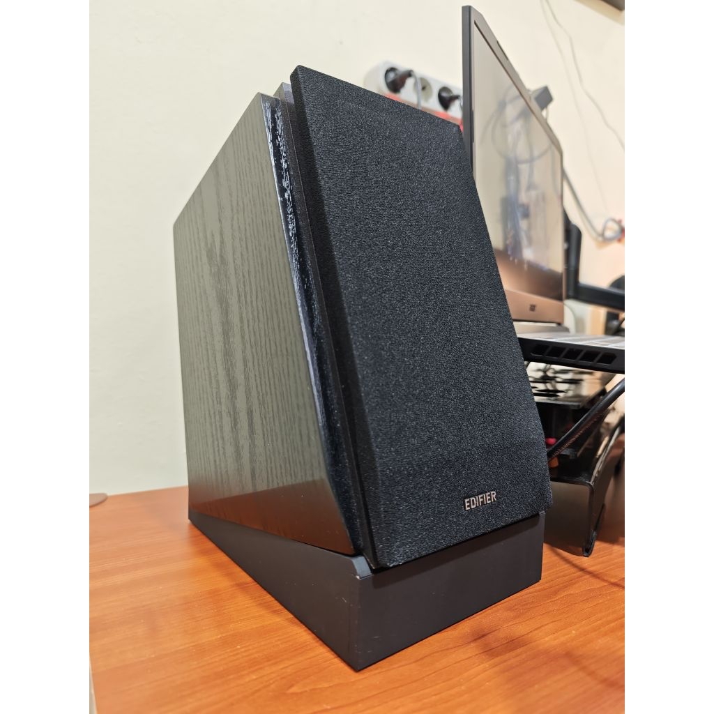 Desktop Speaker Edifier R1700BT