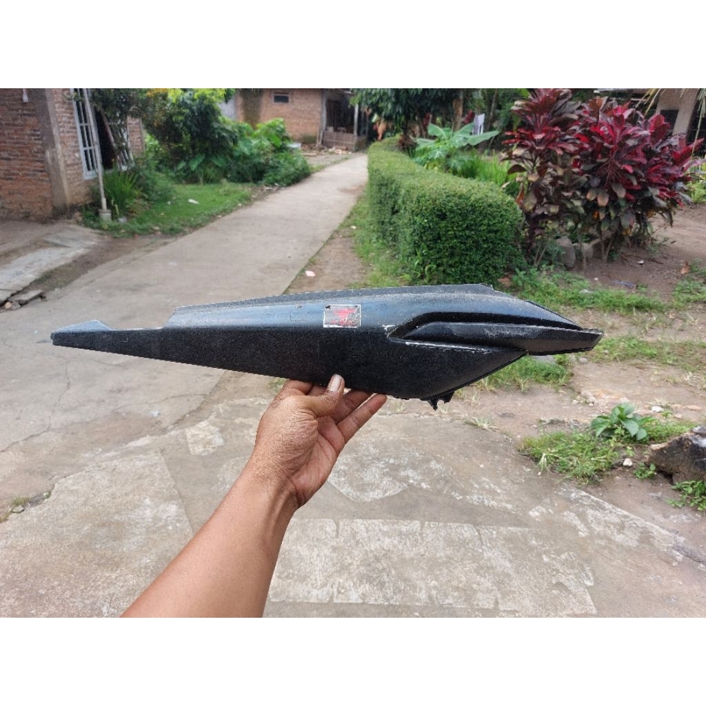 Body Belakang Hondq Cs1 Cs One Sebelah Kanan Original Bahan