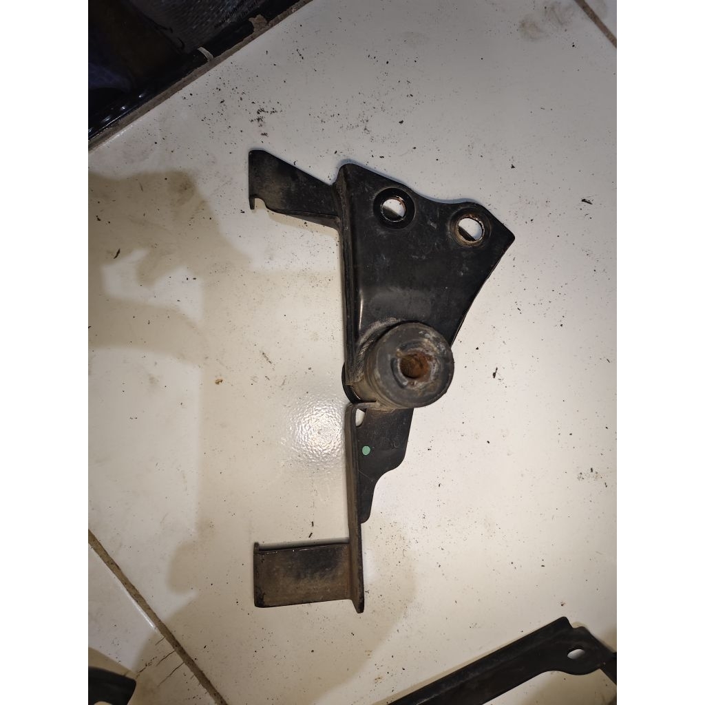 breket mesin ninja 250karbu original copotan