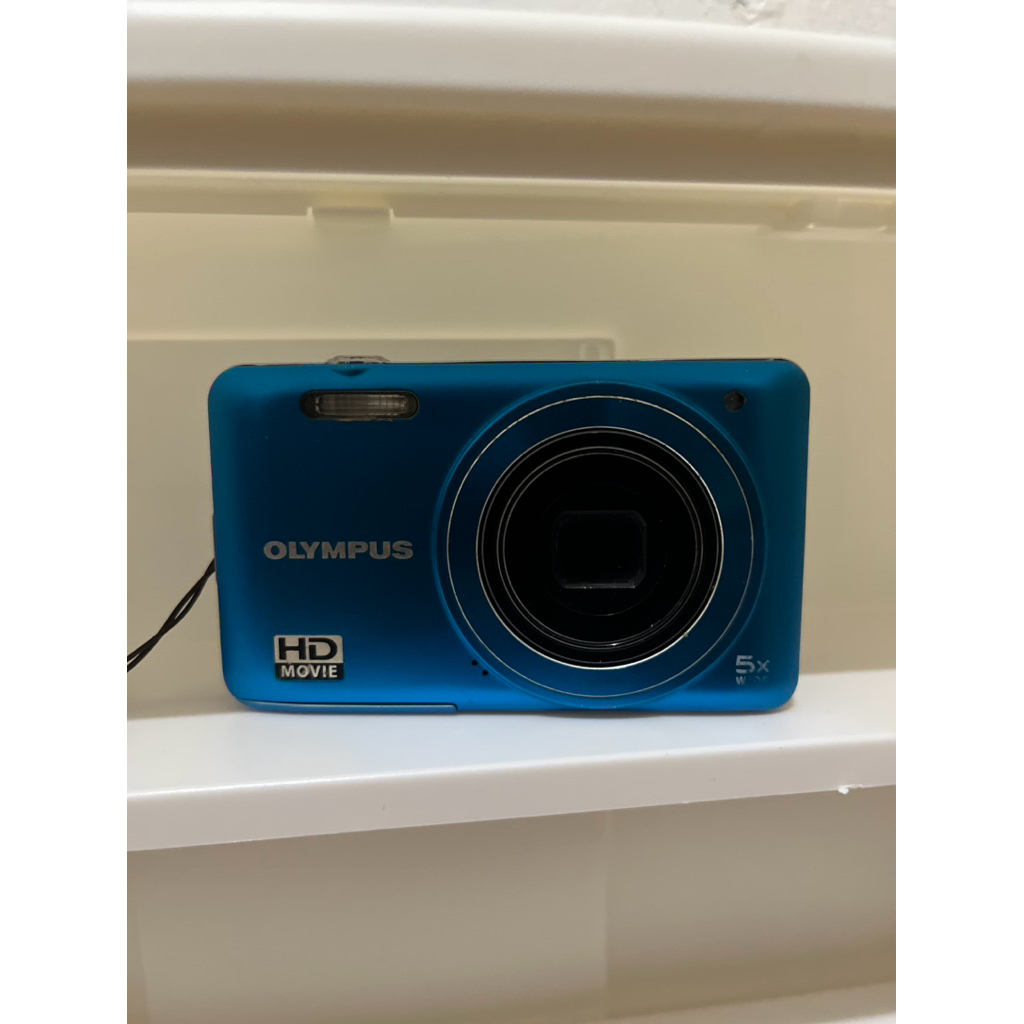 Digital Camera | Olympus VG-140