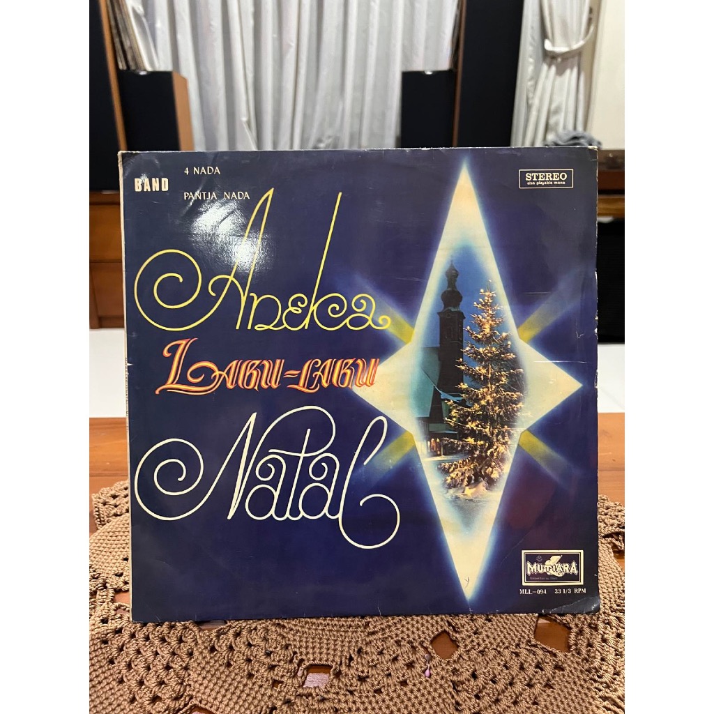 Vinyl Band 4 Nada / Pantja Nada – Aneka Lagu Natal / Piringan Hitam Band 4 Nada / Pantja Nada – Anek
