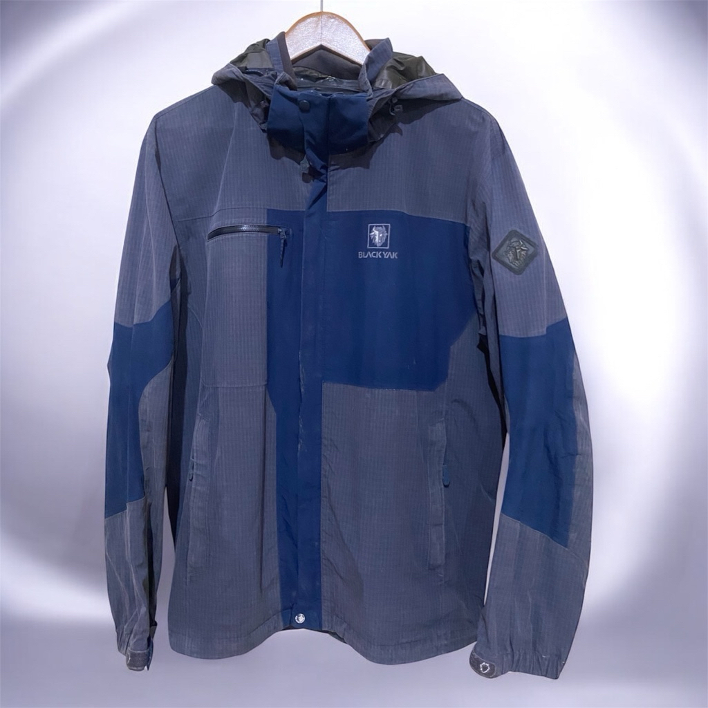 Jaket Outdoor BlackYak Goretex Gorpcore