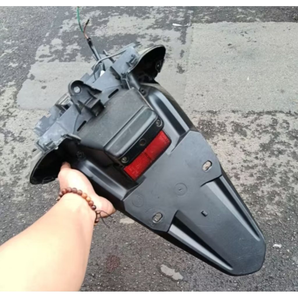 spakbor belakang sepakbor belakanag Honda PCX 125/150 bohlam CBU Thailand Original