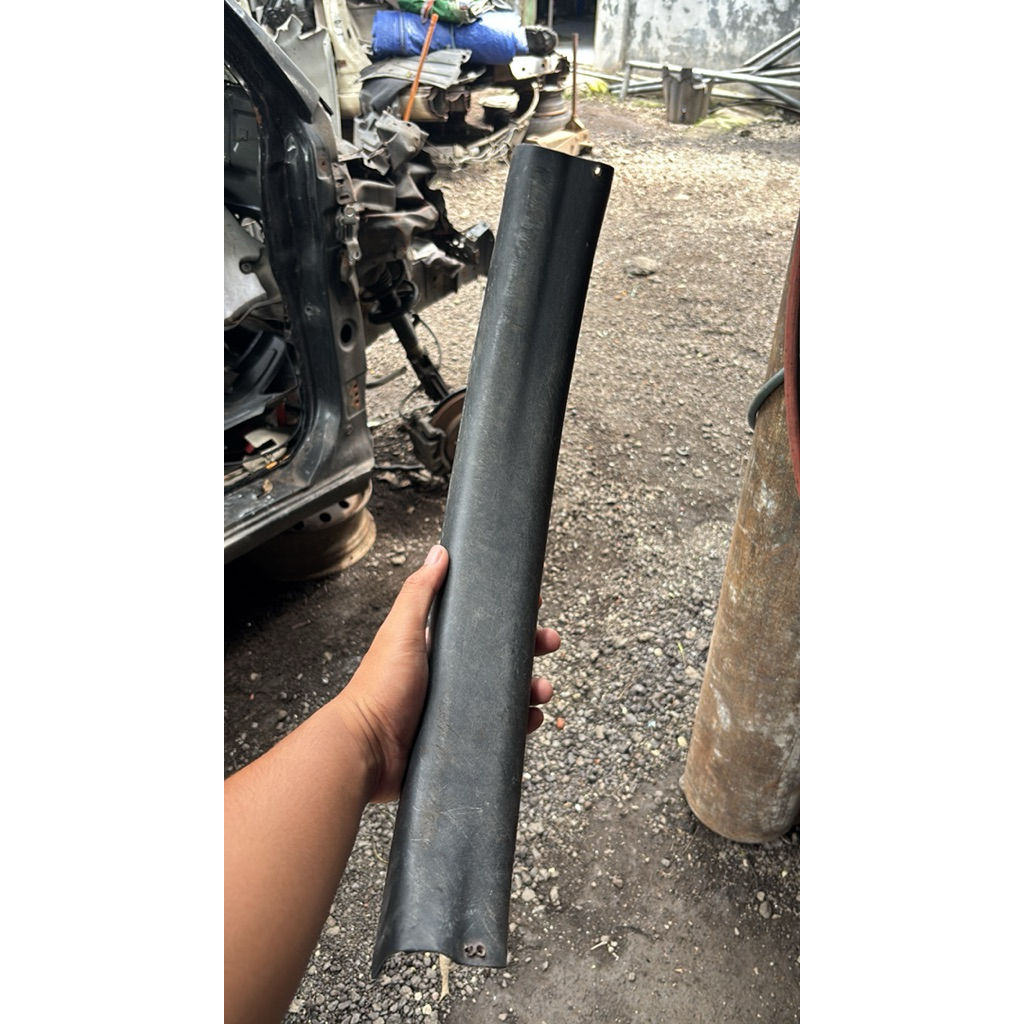 Silplate Yaris Bakpao 2012 belakang kanan