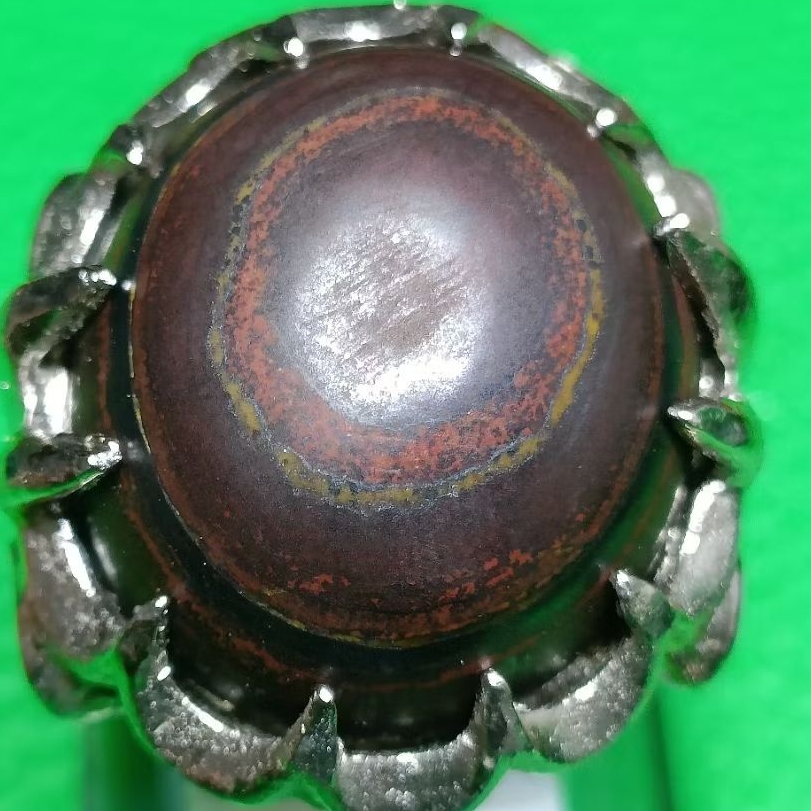 Akik puser bumi badar besi nempel magnet