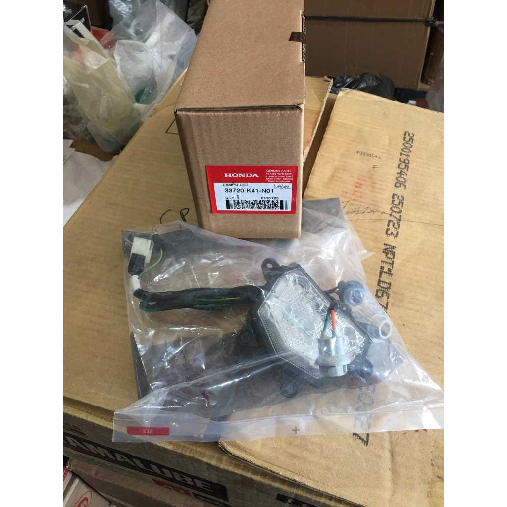 LAMPU LED BELAKANG / STOP LAMP ASSY MOTOR AHM HONDA HGP 33720-K41-N01 SUPRA X 125 FI NEW