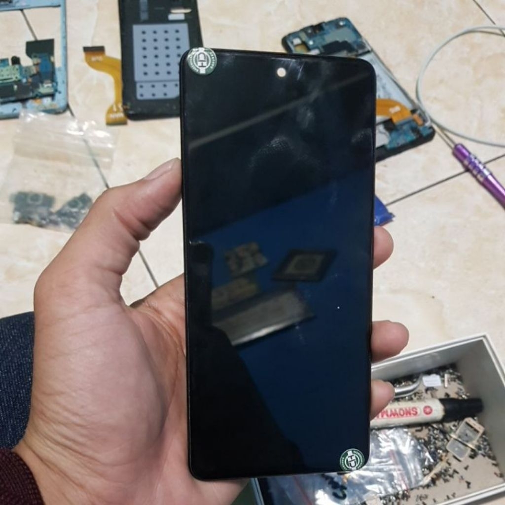 LCD TOUCHSCREEN SAMSUNG GALAXY A51 HIDUP NORMAL MINUS BAGIAN ATAS SEPERTI DI GAMBAR GA BISA DI SENTU