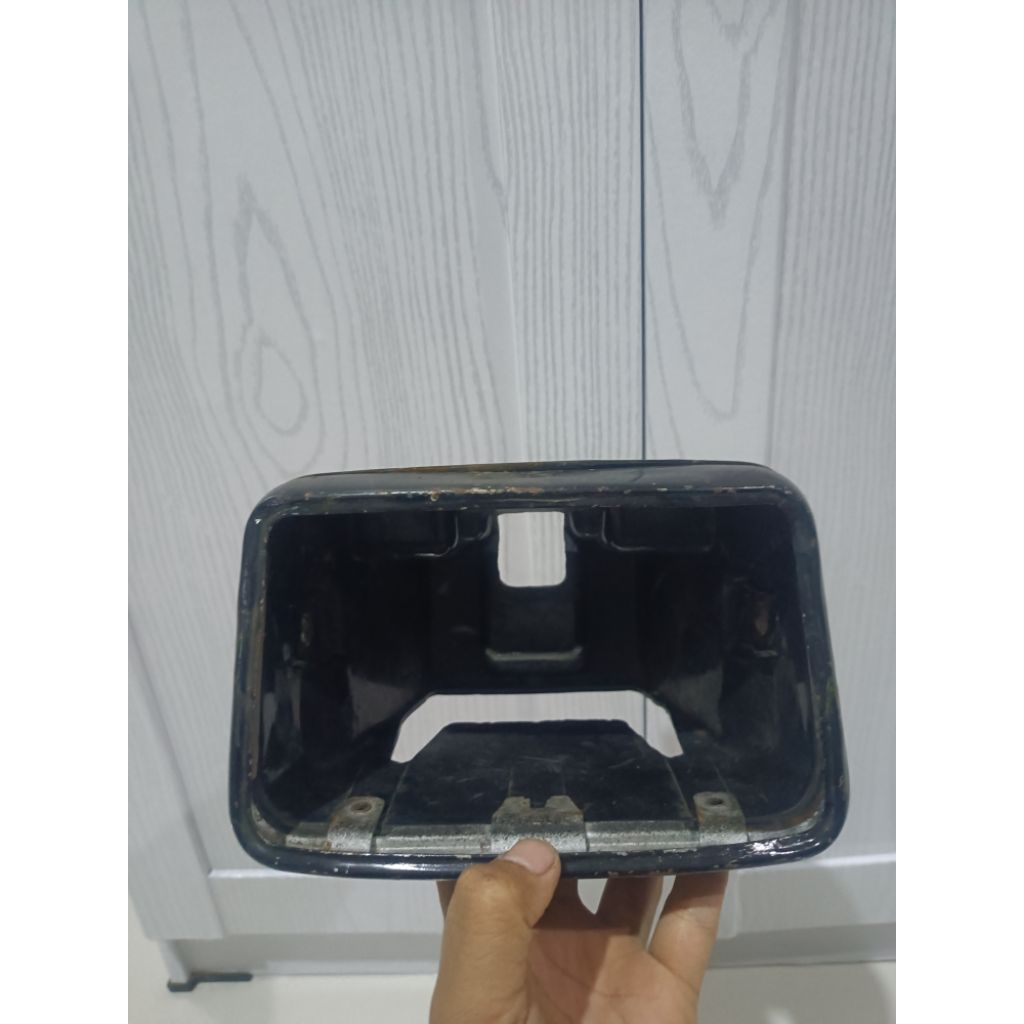 lampu depan kotak  gl max original copotan motor batok lampu gl max original